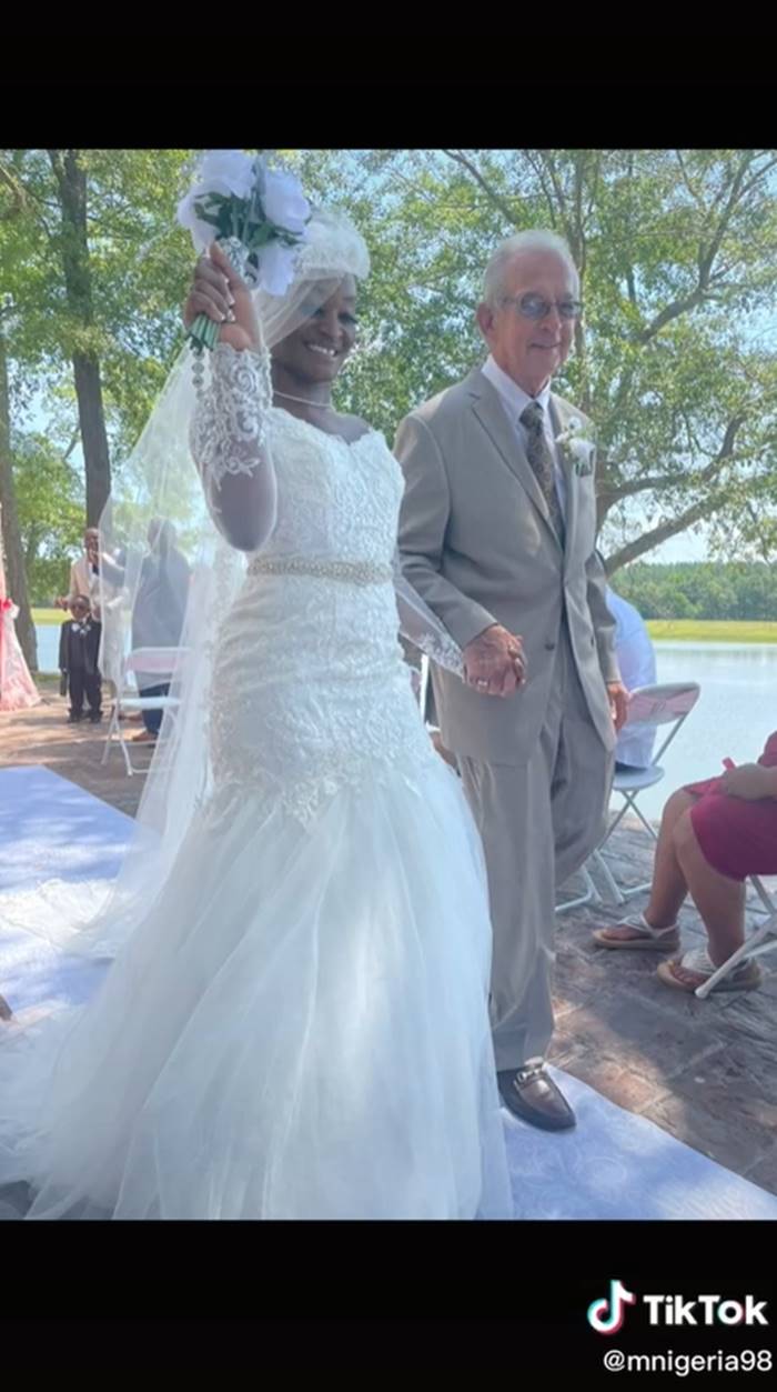 รักต่างวัย