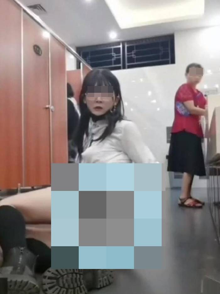 ถ่ายเซลฟี่