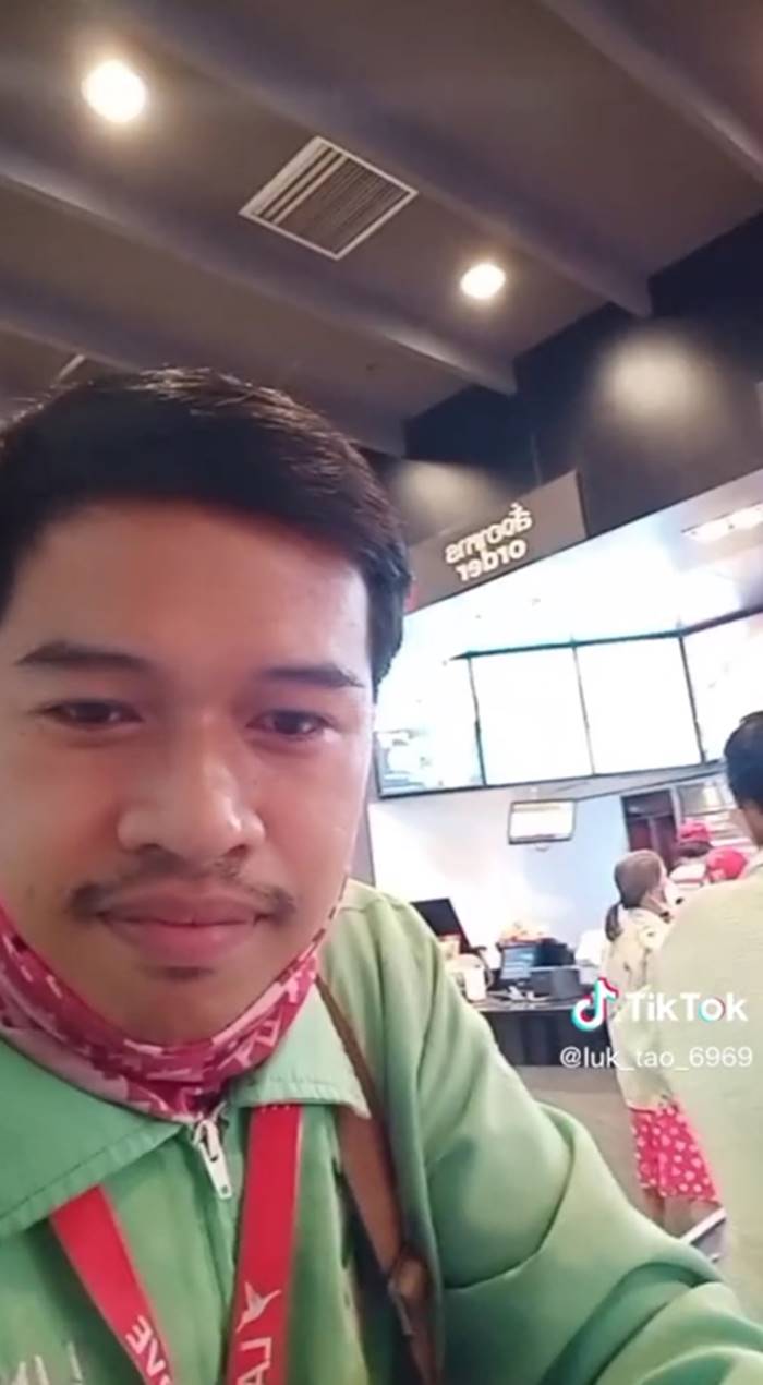 TikTok, เคเอฟซี