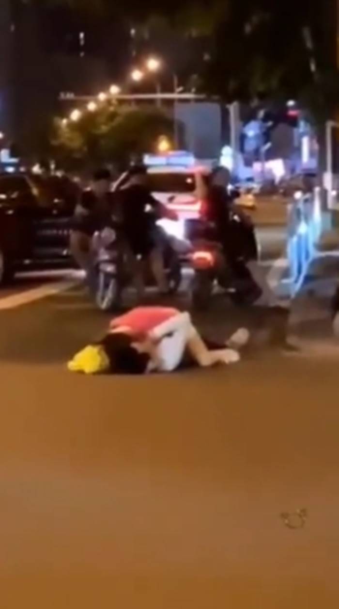  เซ็กส์ในที่สาธารณะ