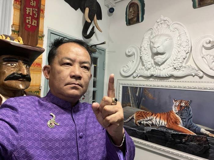 ศรีสุวรรณ จรรยา