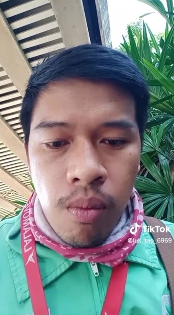 TikTok, เคเอฟซี