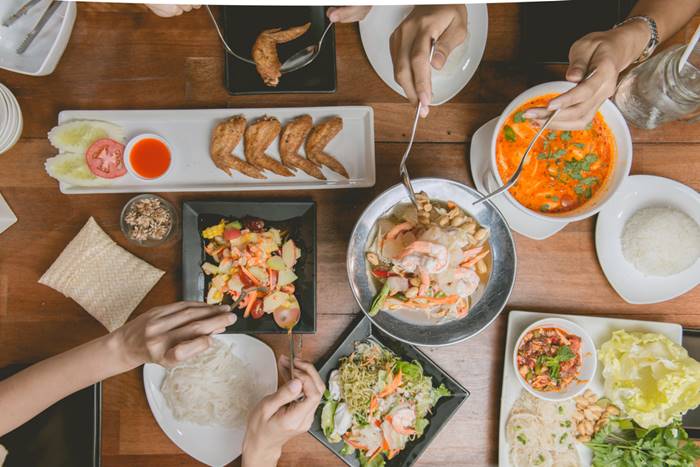 ดราม่าเลี้ยงข้าว