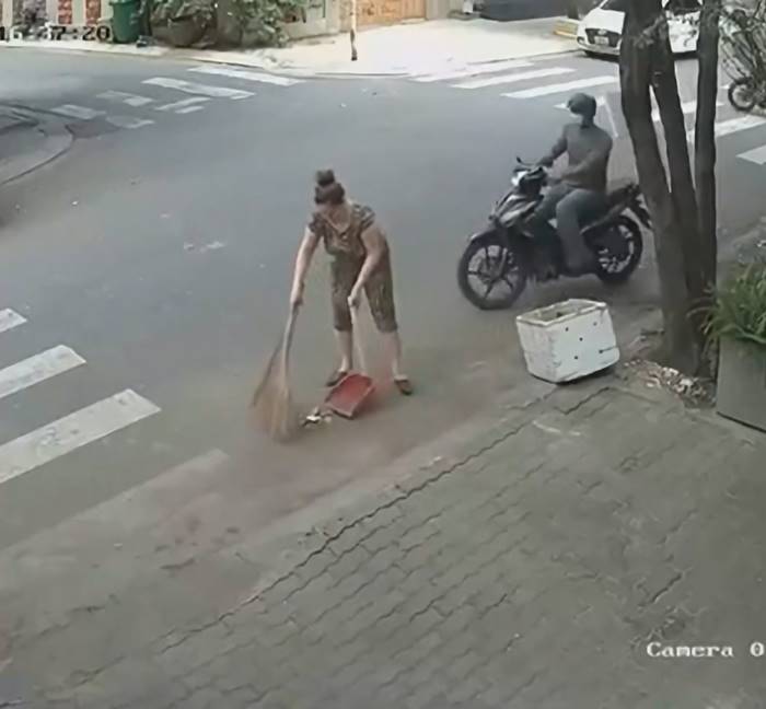 กระชากสร้อย