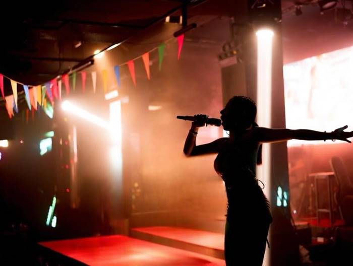  ครูฉาว, ข้าราชการฉาว