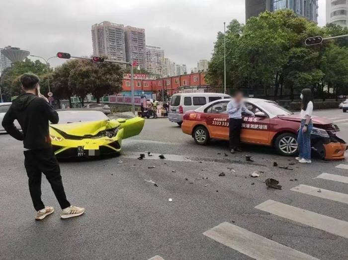 โรงเรียนสอนขับรถ