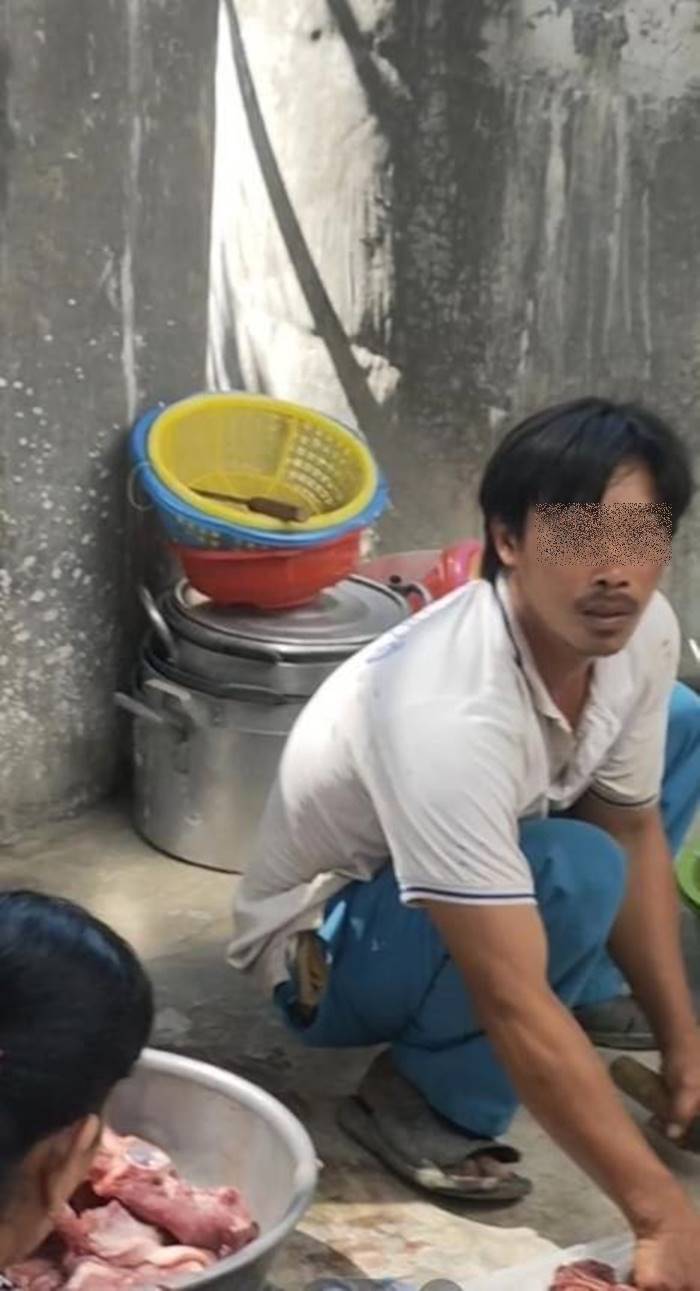 สามีเก่า, เรื่องแปลก