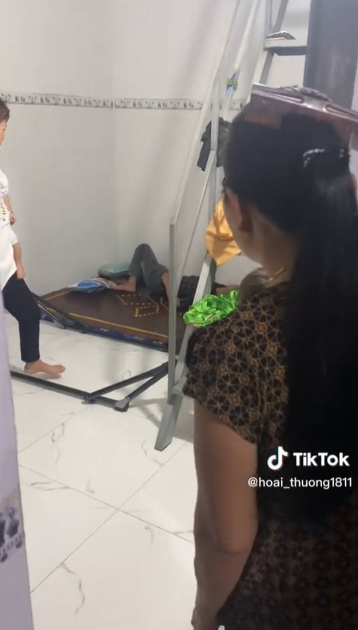 เพื่อนบ้าน