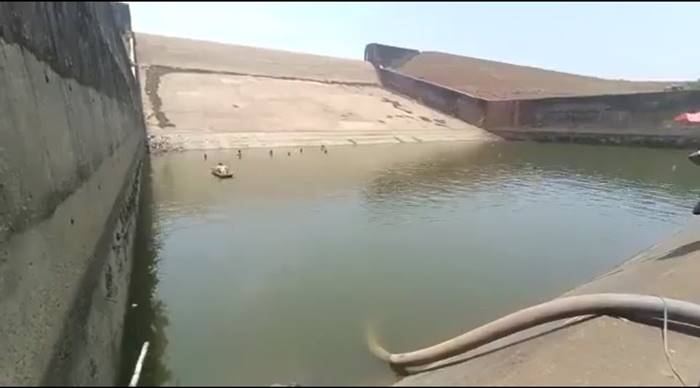 มือถือตกน้ำ