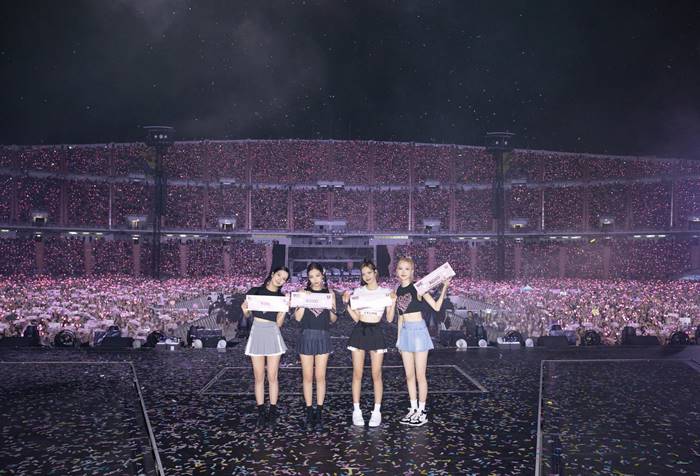  คอนเสิร์ต BLACKPINK