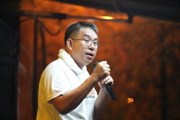 สติ๊กเกอร์ส่วย