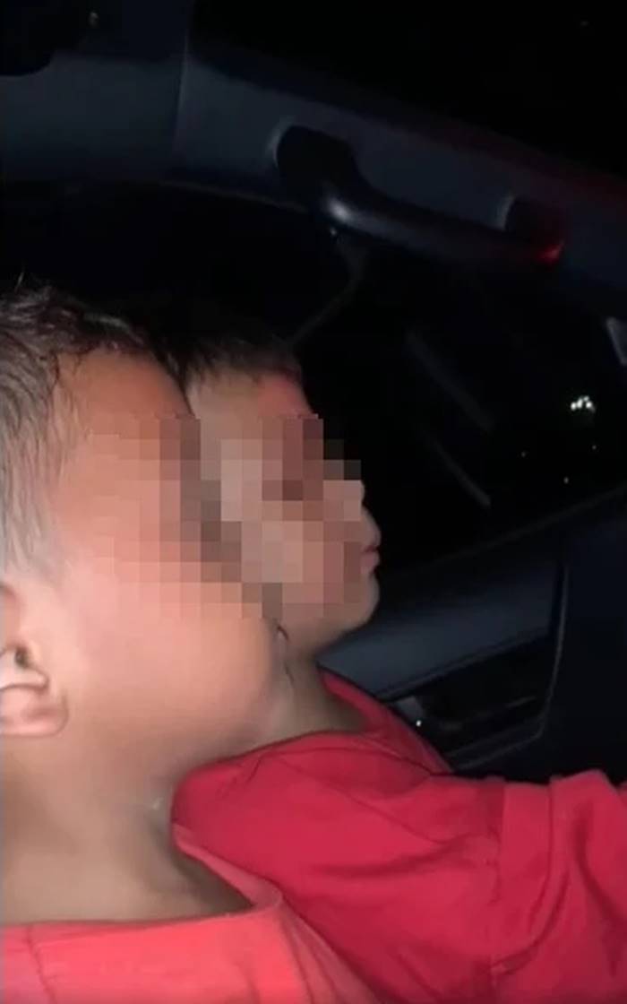 เด็กขับรถ