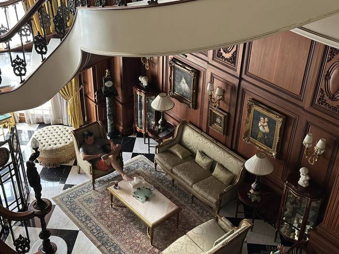 อนุทิน ชาญวีรกูล