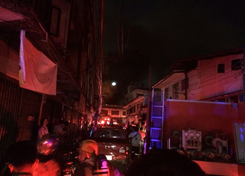 ไฟไหม้ชุมชนโรงเหล็ก เพชรเกษม ซ.4 วอด 18 หลัง-บางส่วนพังถล่ม