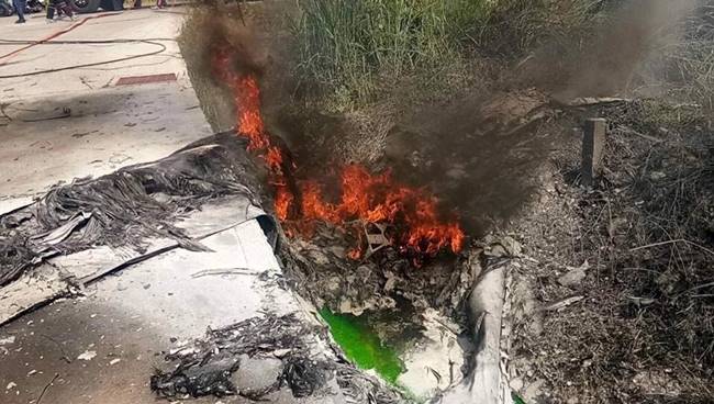 เครื่องบินเล็กตกที่สนามบินเกษตรศาสตร์