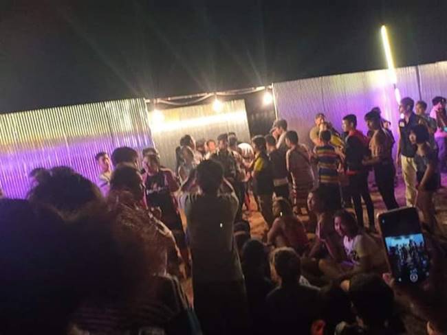 หมอลำสาวร่ำไห้โฮ