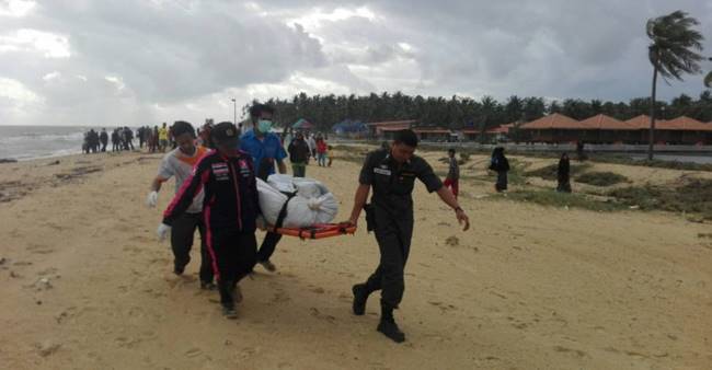 ลูกเรือประมงสูญหายในทะเล หลังถูกพิษ พายุปาบึก