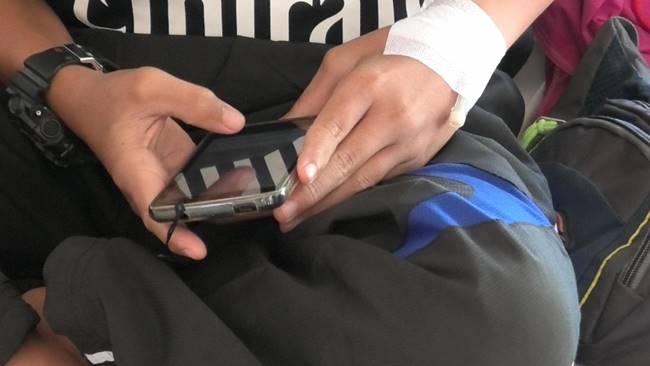 เด็ก 13 เล่นเกมทั้งวัน จนช็อก