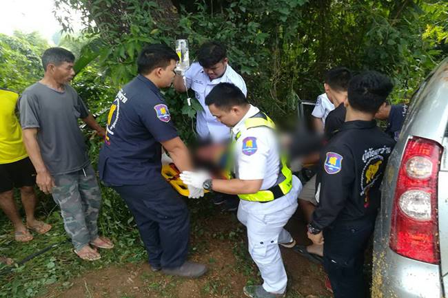 รถพ่วงแหกโค้ง