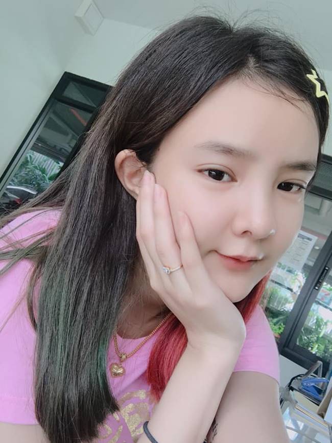 เนย แฟนเก่ง ลายพราง