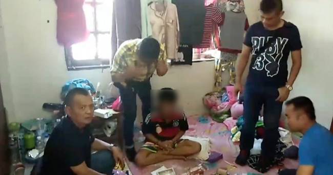 บุกจับโจ๋ 19 ค้ายาบ้า