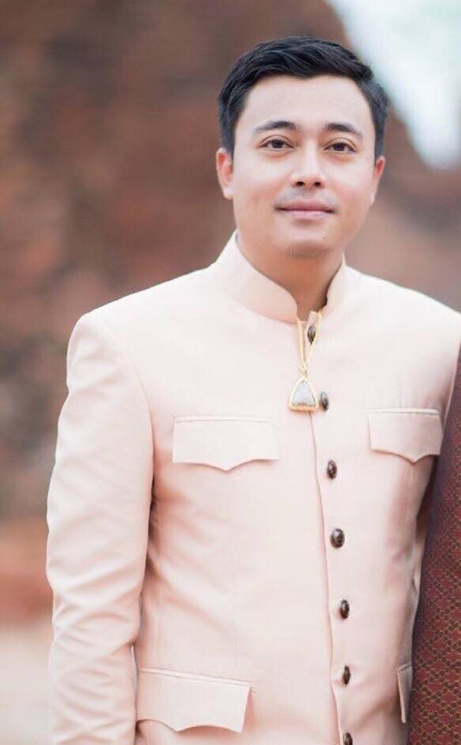 นายอำเภอนาโพธิ์ 