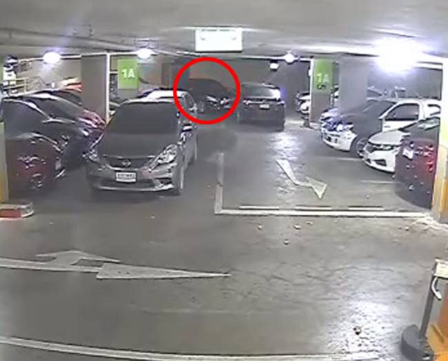 แย่งที่จอดรถ