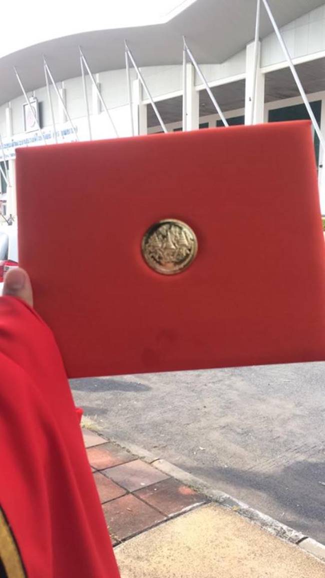 เด็กดอยรับปริญญา