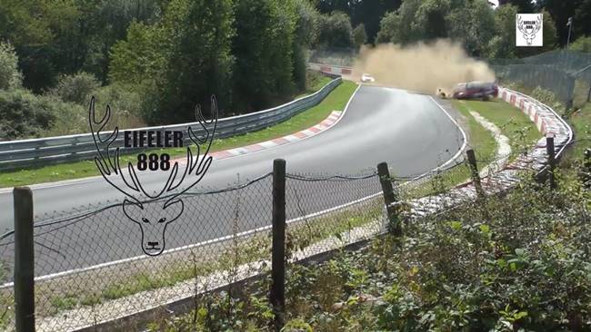 รถแข่งเสียหลัก