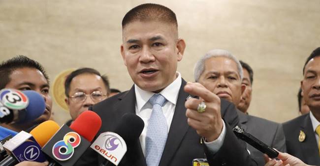 ธรรมนัส พรหมเผ่า