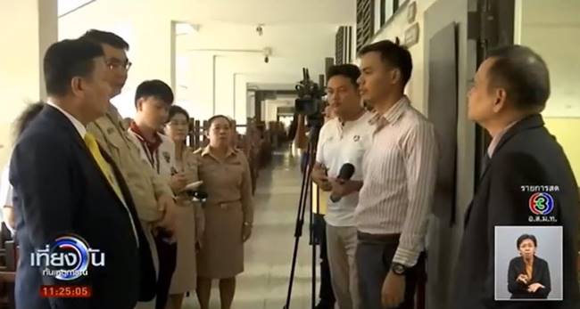 แก๊งงานบวชบุกห้องสอบ