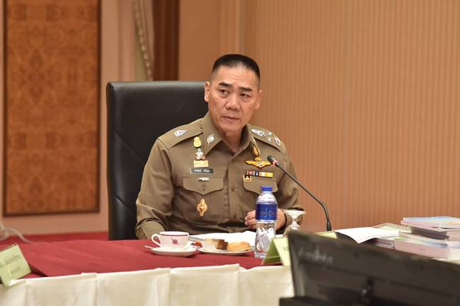 ผบ.ตร. สั่งเด้งฟ้่าผ่า