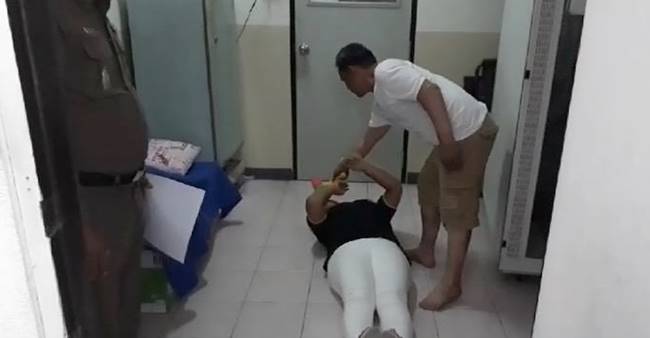 พ่อเลี้ยงทำแผนฆ่าโหด
