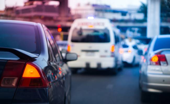 หนุ่มขับรถกู้ภัย