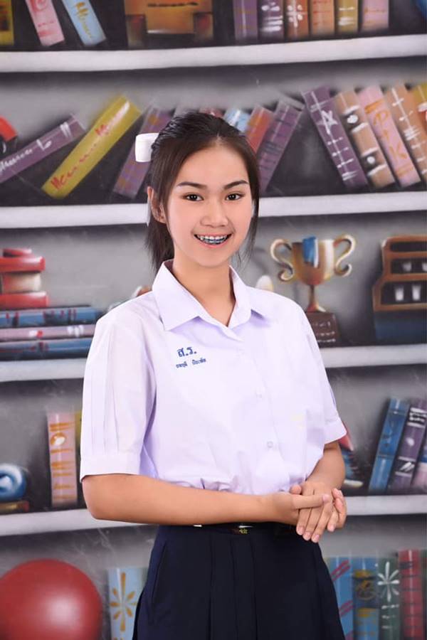 น้องพลอย เด็กไร้สัญชาติ