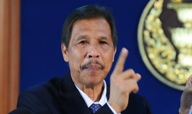 ดำรง พิเดช