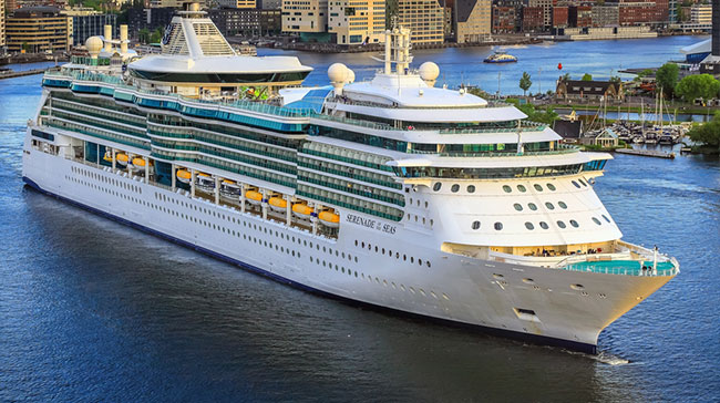 เด็กตกเรือ