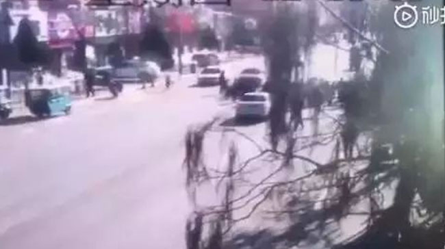 ขับรถชนคน