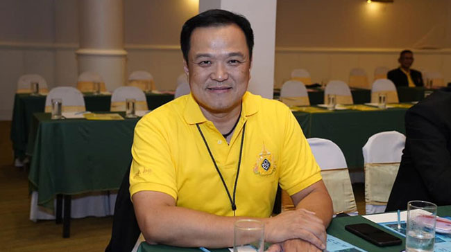 อนุทิน ชาญวีรกูล