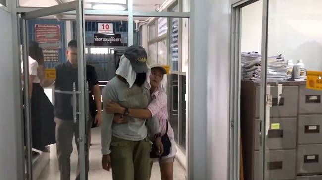 สาว 19 แทงแฟนหนุ่ม ปวส. ดับ