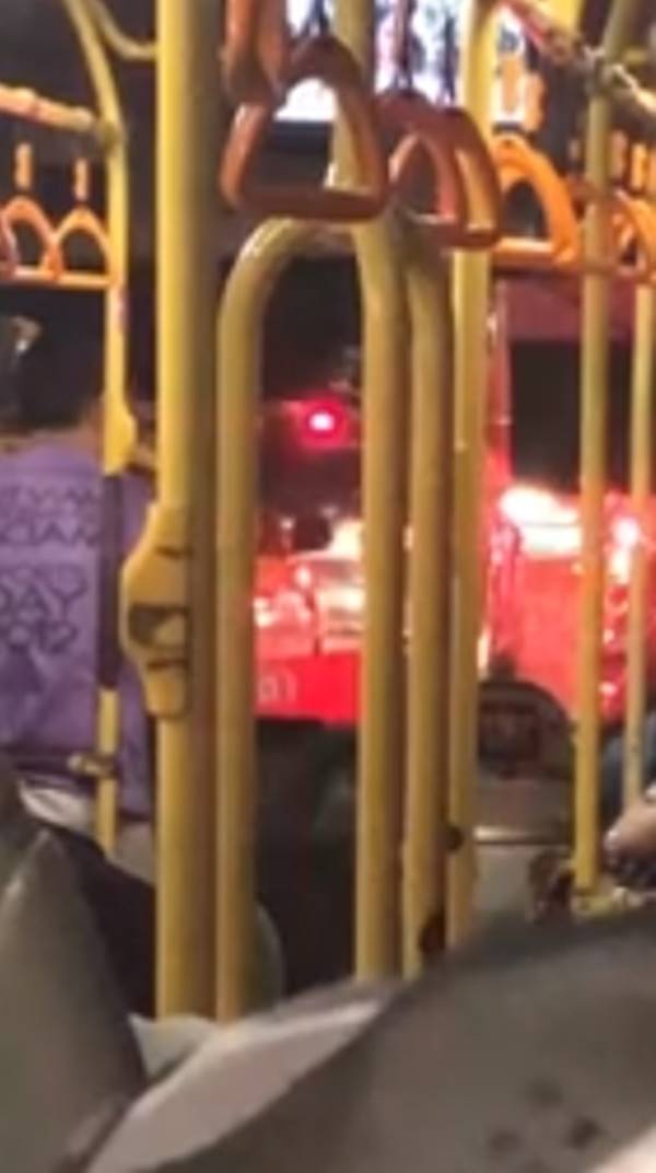 คนขับรถเมล์เมา