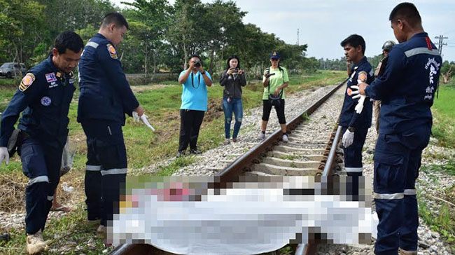 รถไฟทับ
