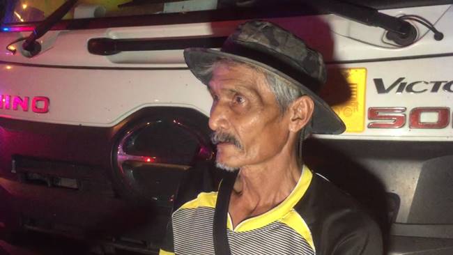 รถบรรทุกชนรถยนต์