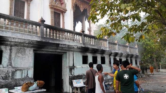 ไฟไหม้โบสถ์เก่า วัดราชสิงขร-หินเขางู ราชบุรี