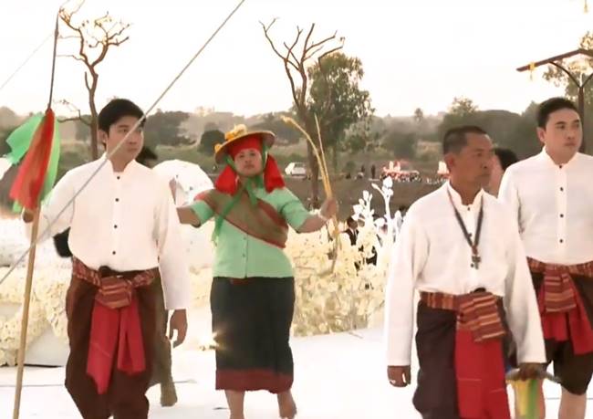 พิธีพระราชทานเพลิงศพหลวงพ่อคูณ 