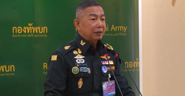  ผบ.เหล่าทัพ ควบเก้าอี้ ส.ว. 