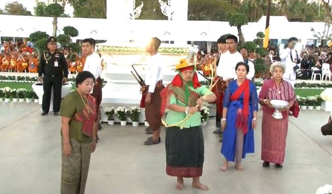 พิธีพระราชทานเพลิงศพหลวงพ่อคูณ 