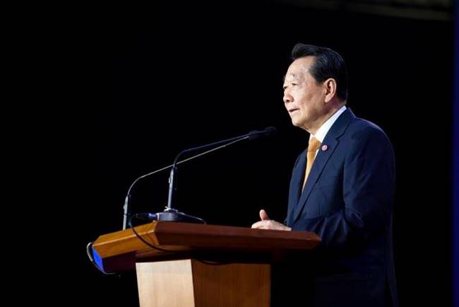 เจ้าสัวธนินท์ เจียรวนนท์ 