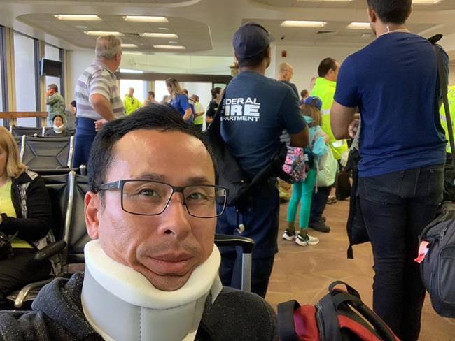  เครื่องบินตกหลุมอากาศ