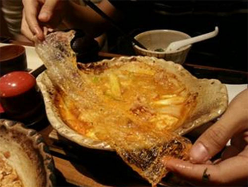 โอโตยะ ขออภัย ลูกค้าโวยพบฟิล์มถนอมอาหารในชามซุป โอโตยะ ขออภัย ลูกค้าโวยพบฟิล์มถนอมอาหารในชามซุป